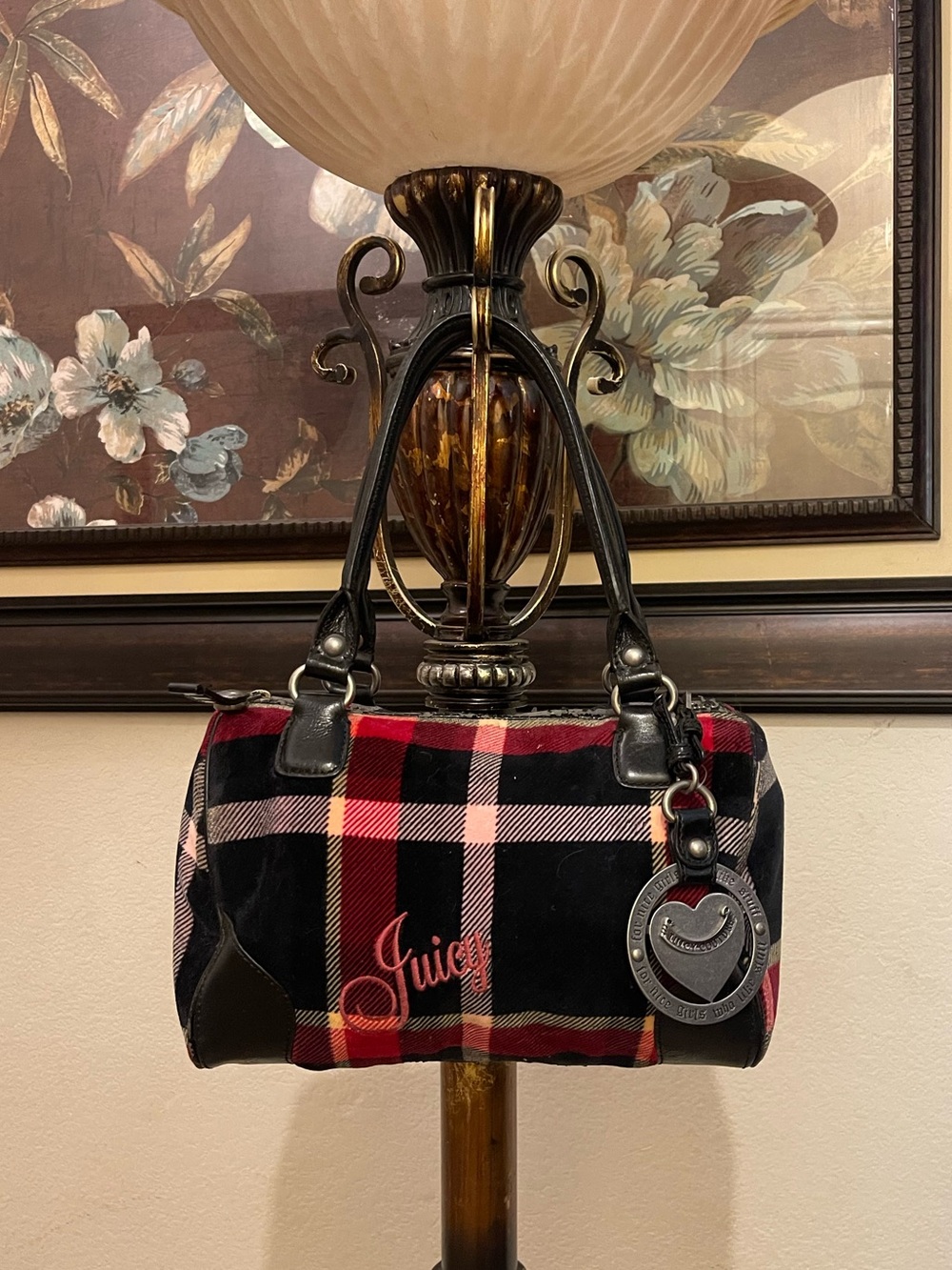 Juicy Couture please check all picture of condition